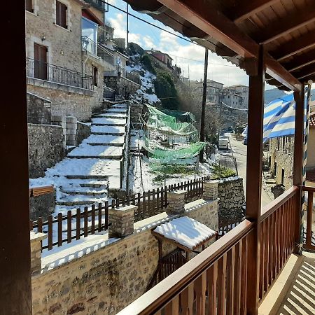 Апартаменти Δημητσανασ Τοποσ Νύμφη Δάφνη Діміцана Екстер'єр фото